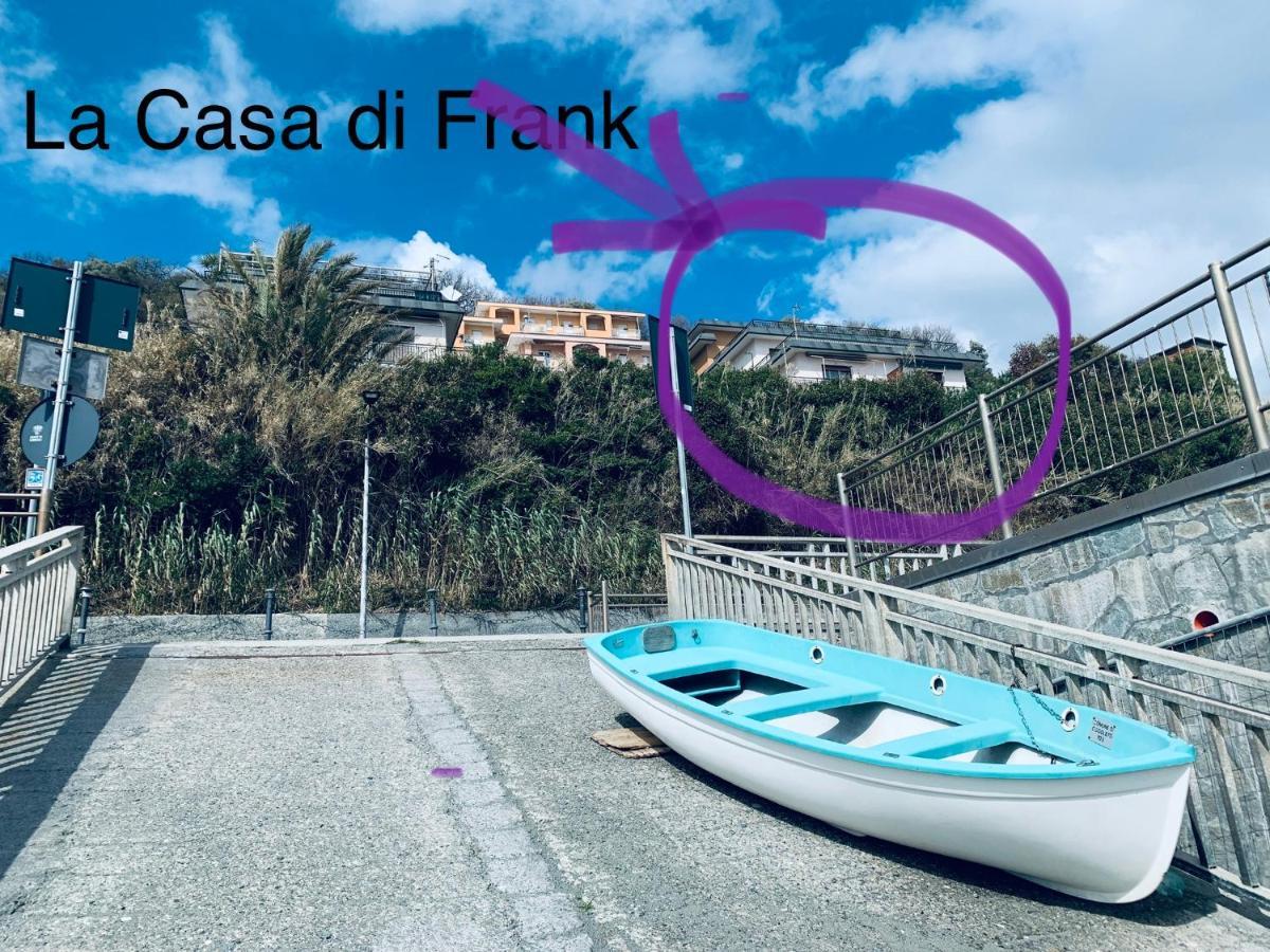 La Casa Di Frank Leilighet Cogoleto Eksteriør bilde